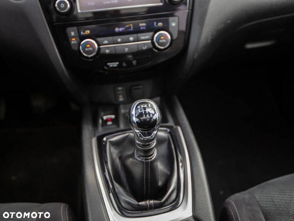 Nissan X-Trail 2.0 dCi ALL-MODE 4x4i N-Vision - 26