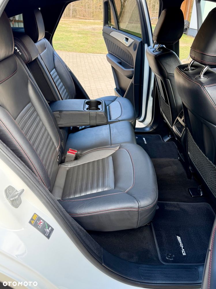 Mercedes-Benz GLE 350 d 4-Matic - 30