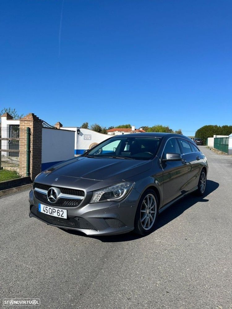 Mercedes-Benz CLA 200 d Shooting Brake - 4