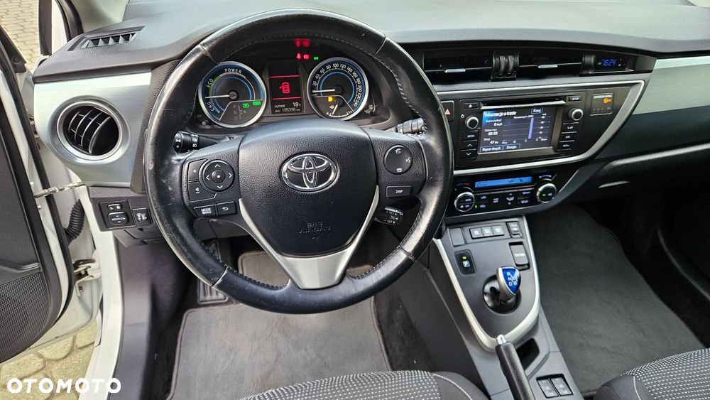 Toyota Auris - 18