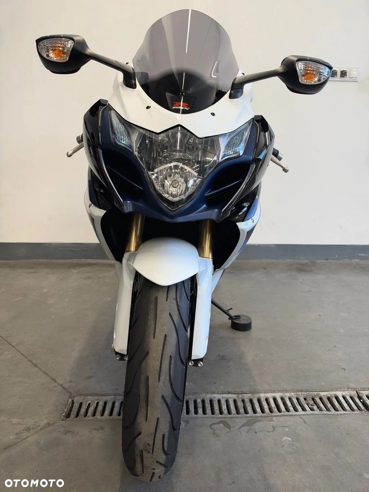 Suzuki GSX-R - 38