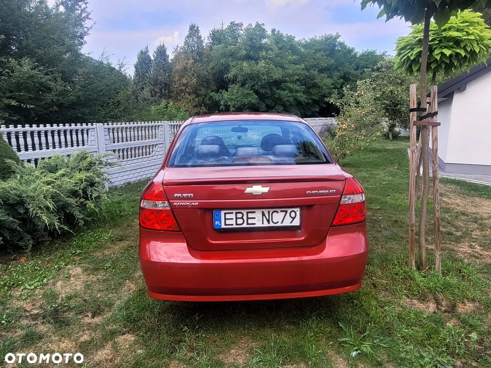 Chevrolet Aveo 1.2 16V Base - 3