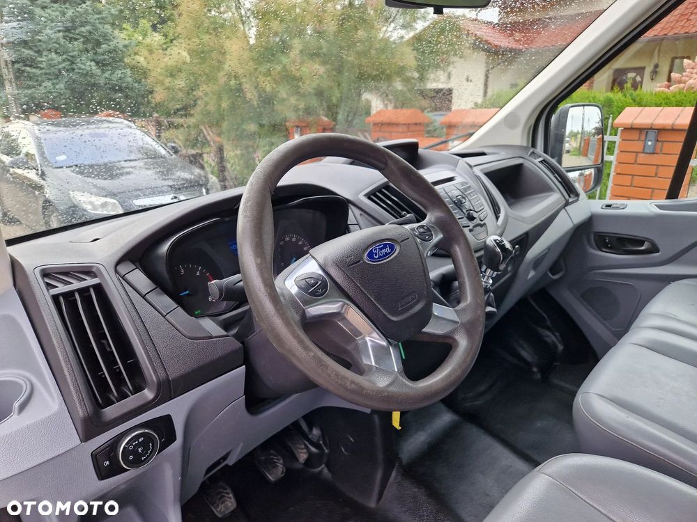 Ford Transit - 8