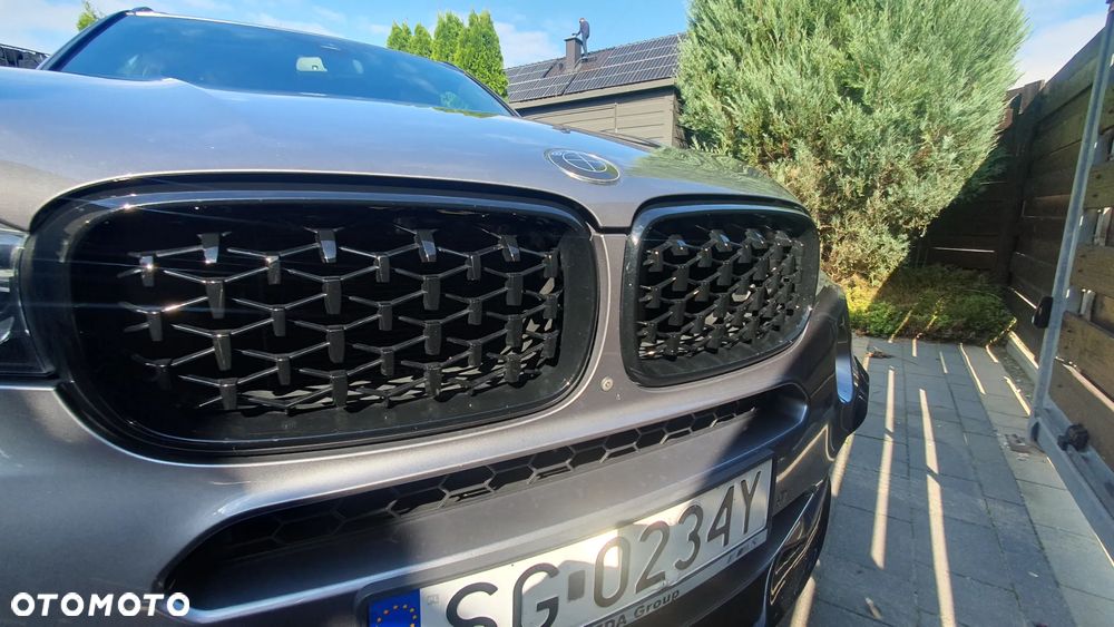 BMW X5 xDrive25d - 38
