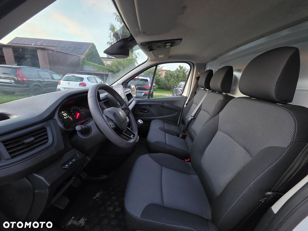 Renault Trafic - 25