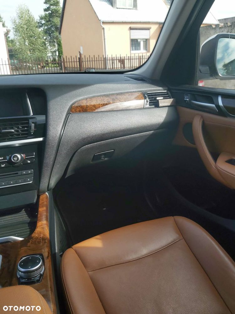 BMW X3 xDrive28i - 10