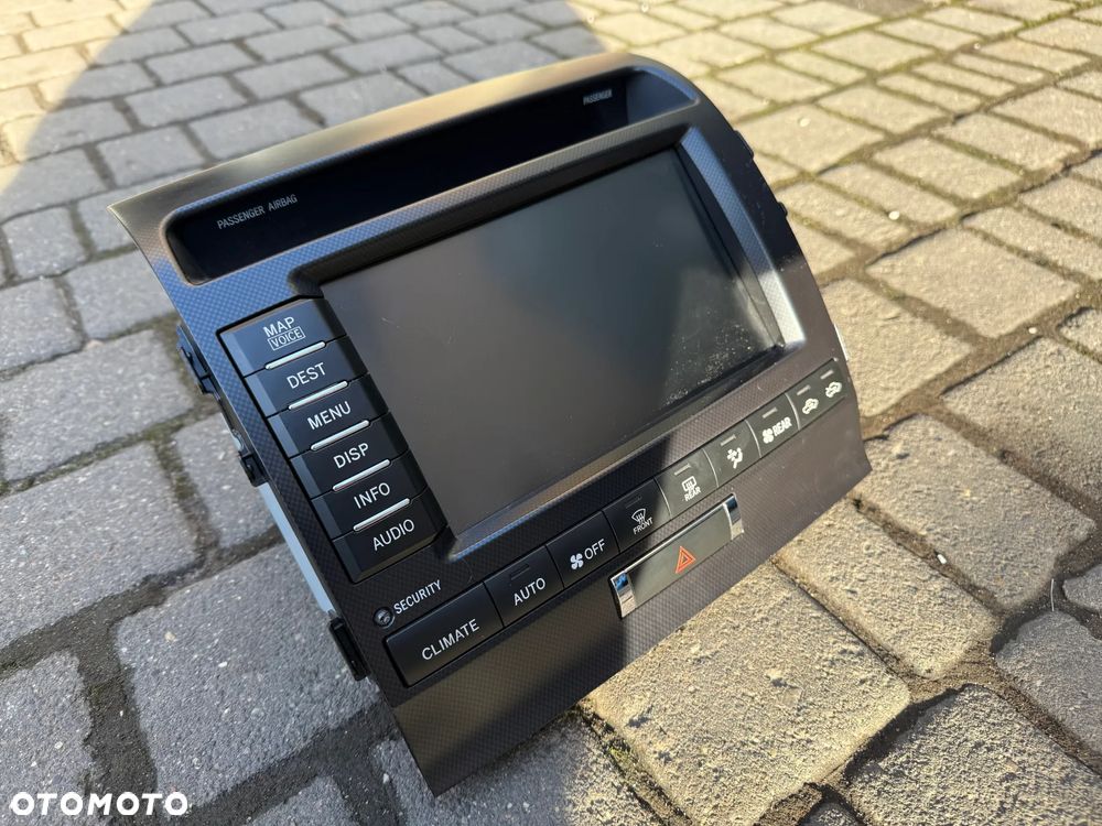 Radio Radioodtwarzacz NAWI Toyota LC200  (ORYGINALNE) - 1
