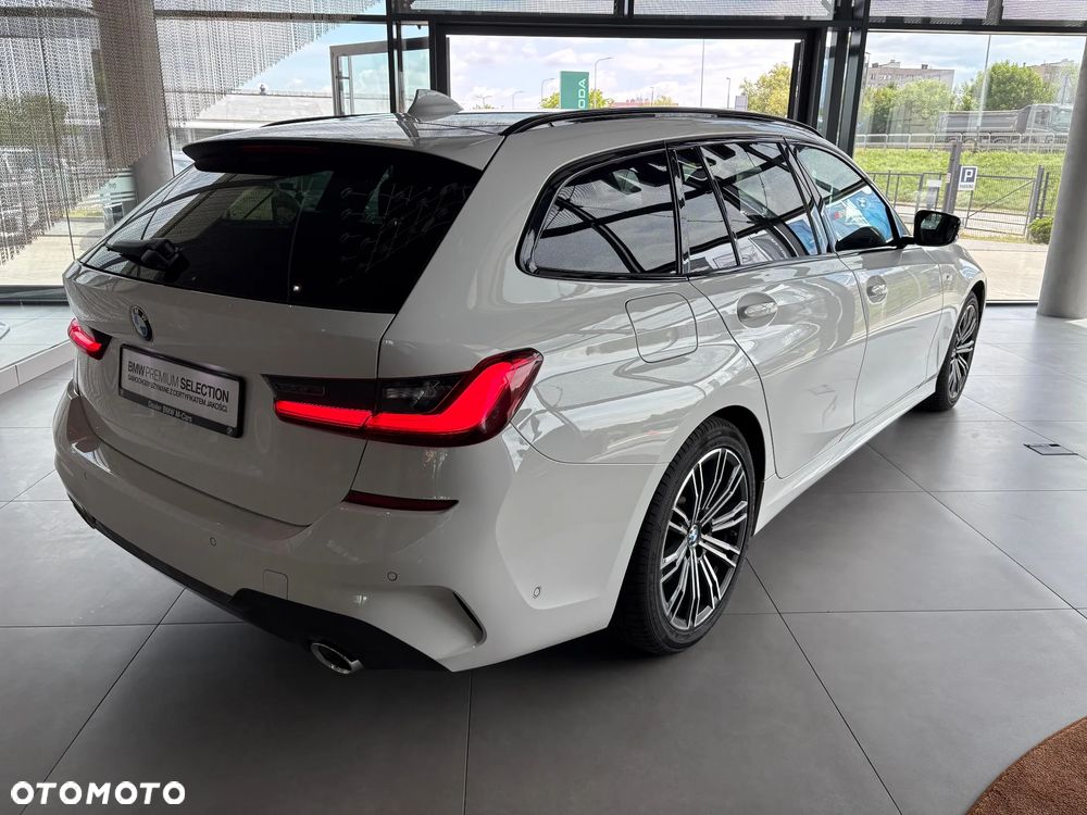 BMW Seria 3 330i xDrive M Sport sport - 8