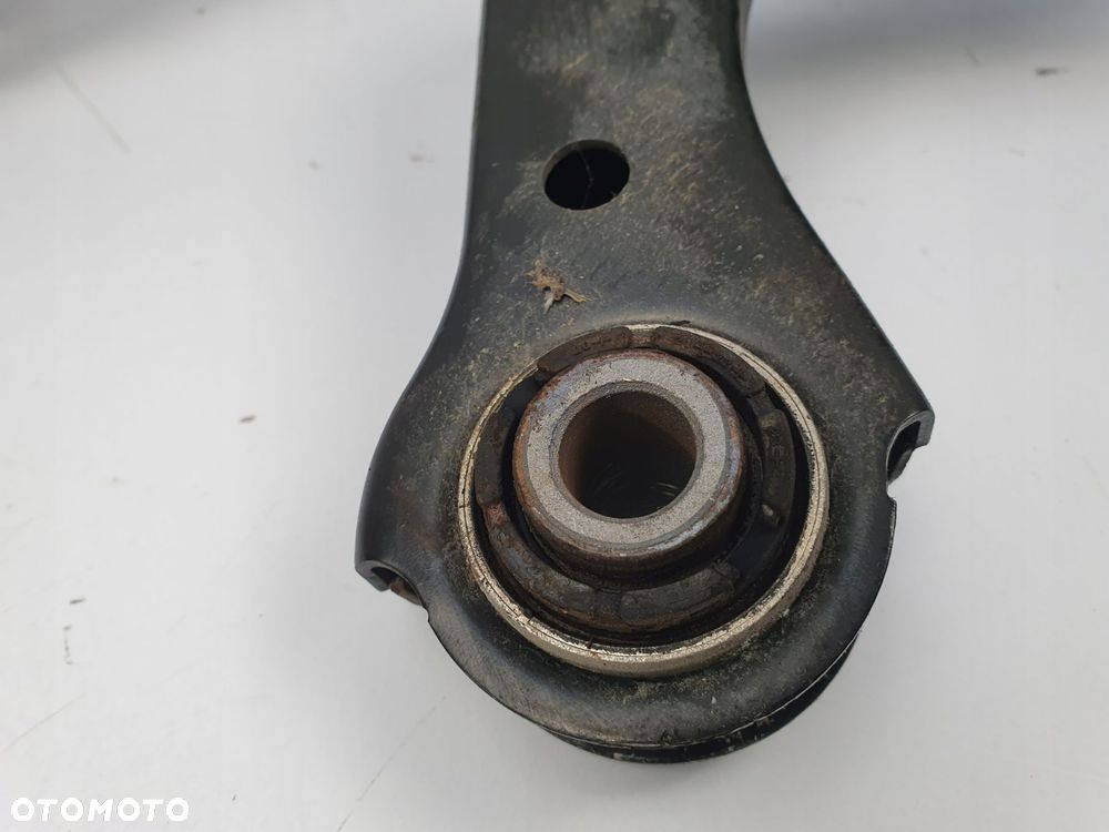 PRAWA PIASTA ZWROTNICA WAHACZ TYŁ Tylna Hyundai Kona I 4WD 4X4 - 15
