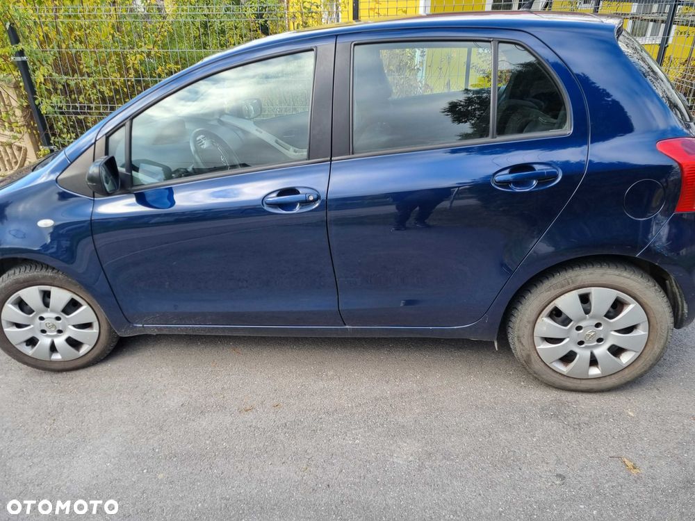 Toyota Yaris - 3