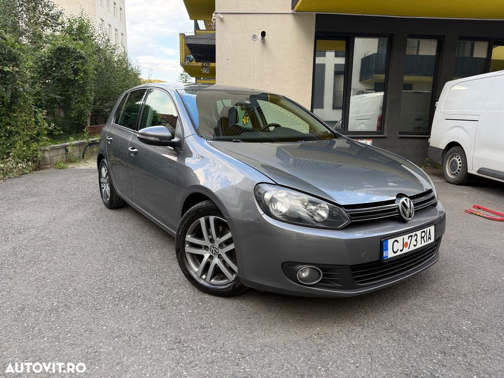 Volkswagen Golf - 2