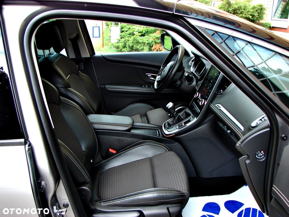 Renault Grand Scenic Energy TCe 130 S&S Bose Edition - 7