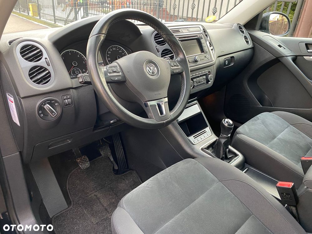 Volkswagen Tiguan 2.0 TDI DPF BlueMotion Technology Cup Sport & Style - 4