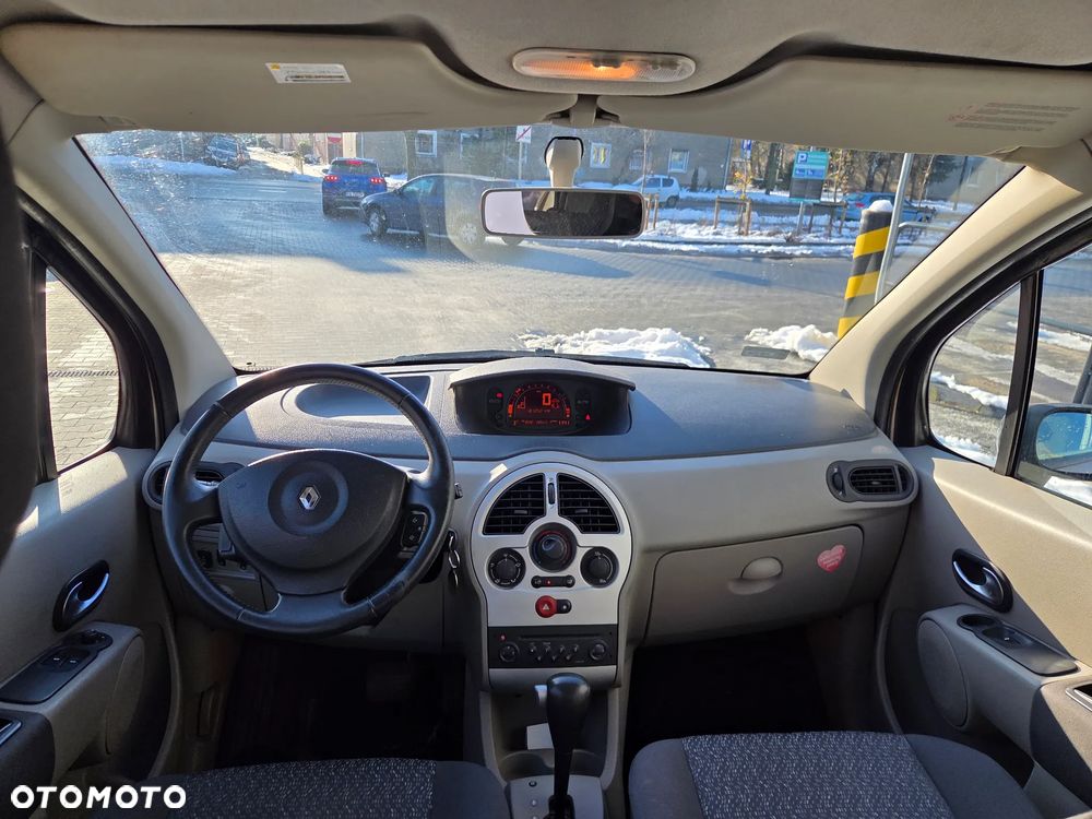 Renault Modus - 13