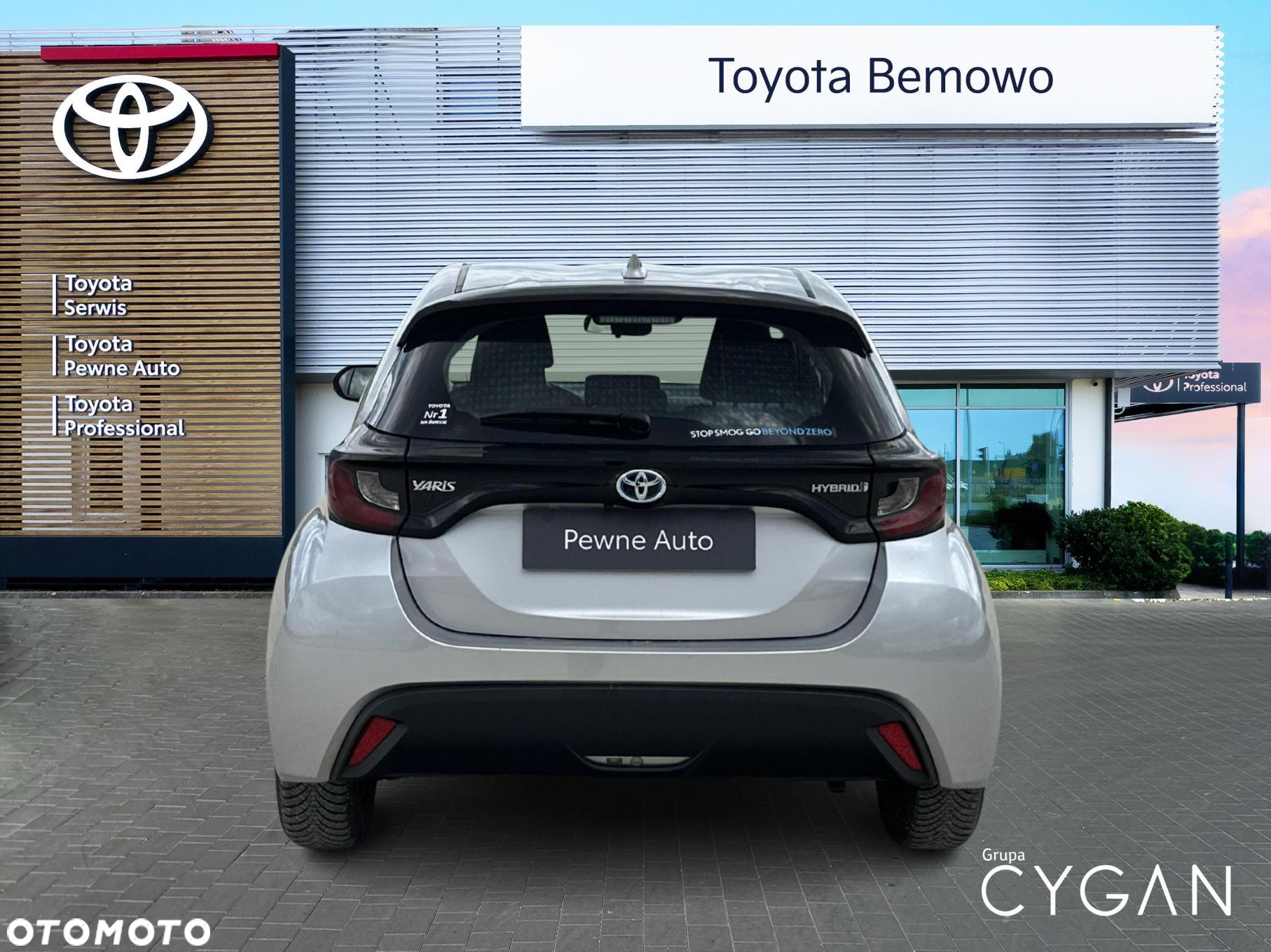 Toyota Yaris - 4