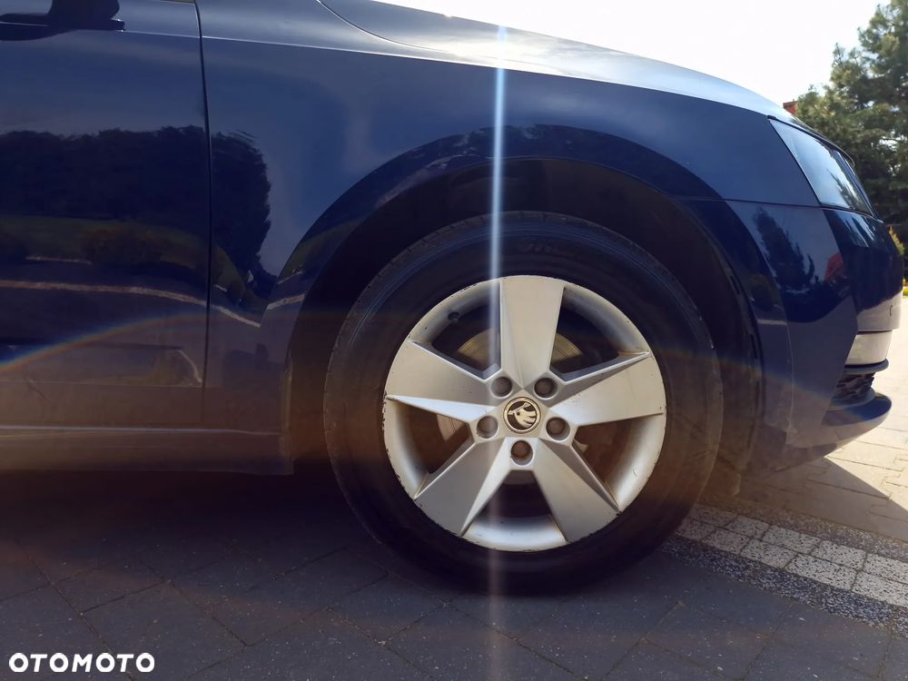 Skoda Octavia 1.6 TDI Ambition - 17