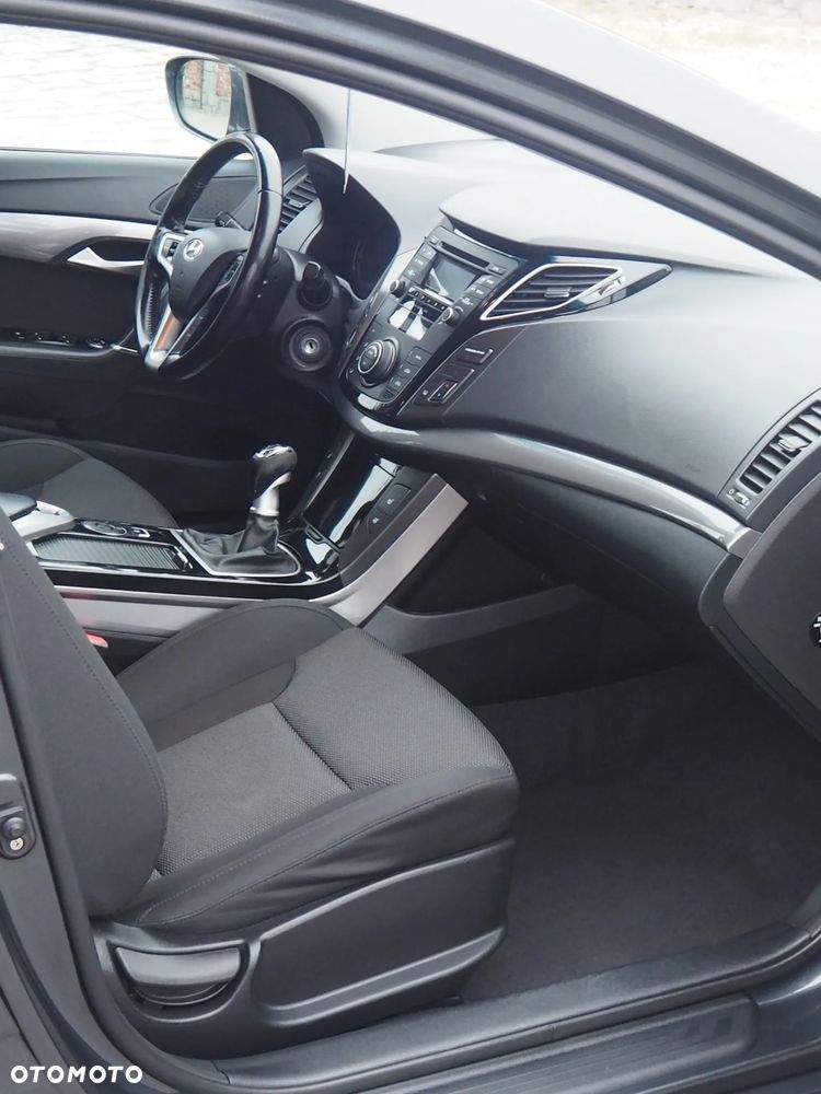 Hyundai i40 1.7 CRDi BlueDrive Comfort - 21