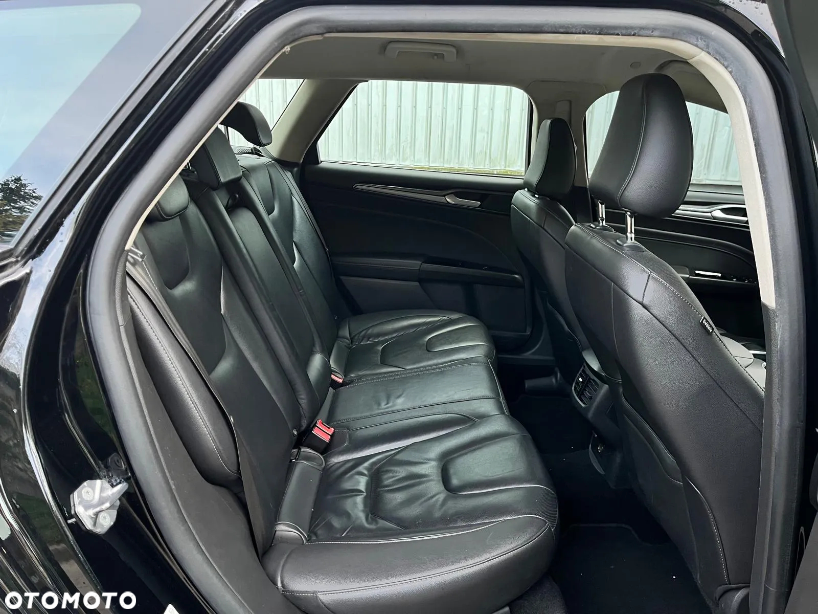 Ford Mondeo 2.0 Hybrid Titanium - 12
