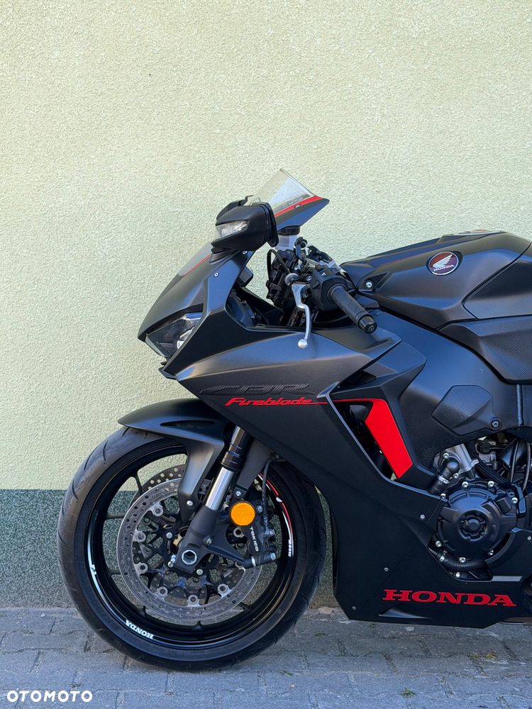 Honda CBR - 26