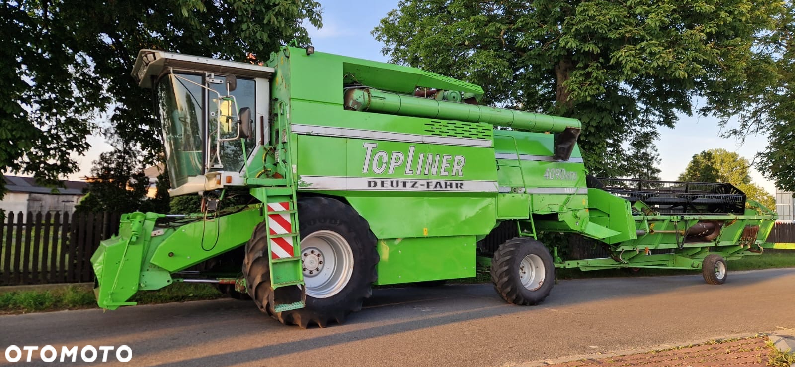 Deutz-Fahr TOPLINER 4090 HTS Claas Mega Import Pierwszy właściciel Zamiana Kamera - 17