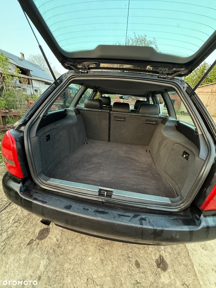 Audi A4 Avant - 8