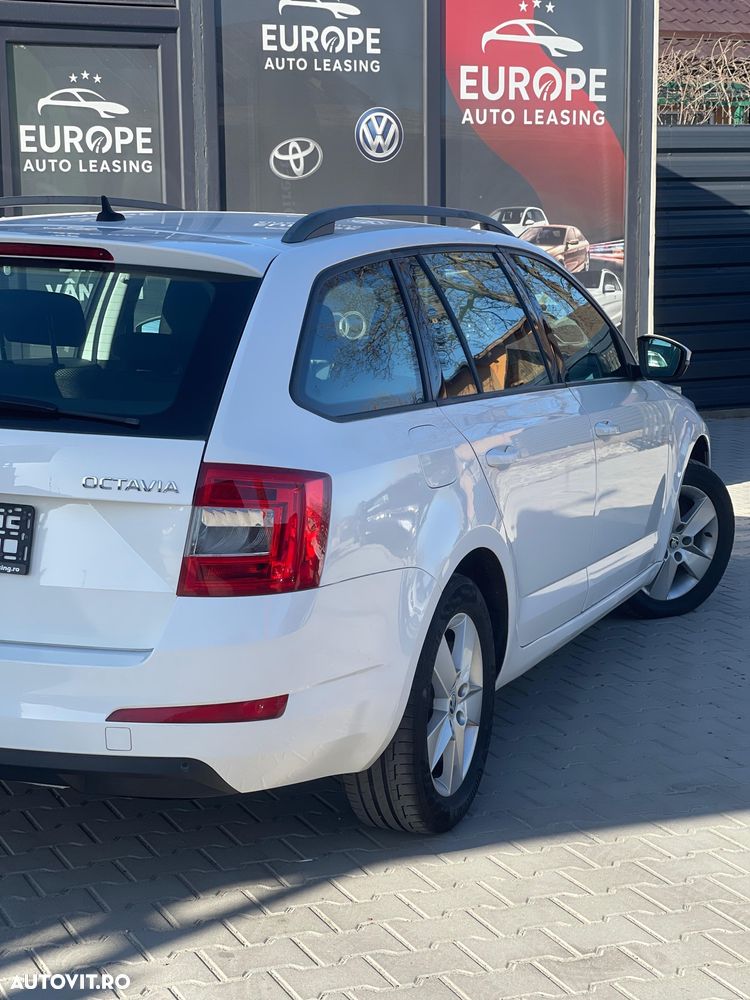 Skoda Octavia 1.6 TDI DPF Active Green tec - 19