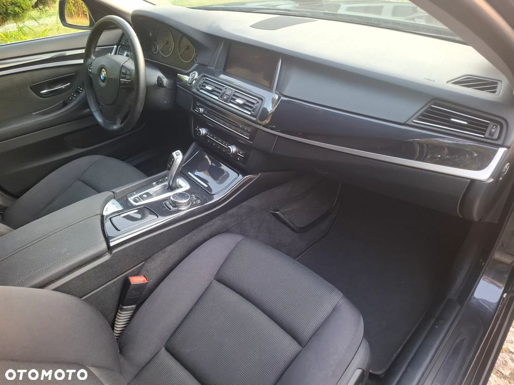 BMW Seria 5 - 13