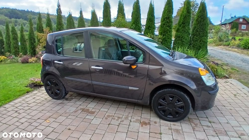 Renault Modus - 12
