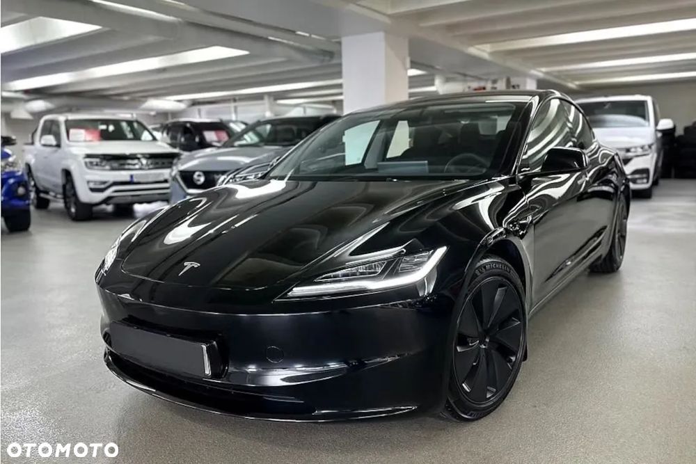 Tesla Model 3 Long Range AWD - 2
