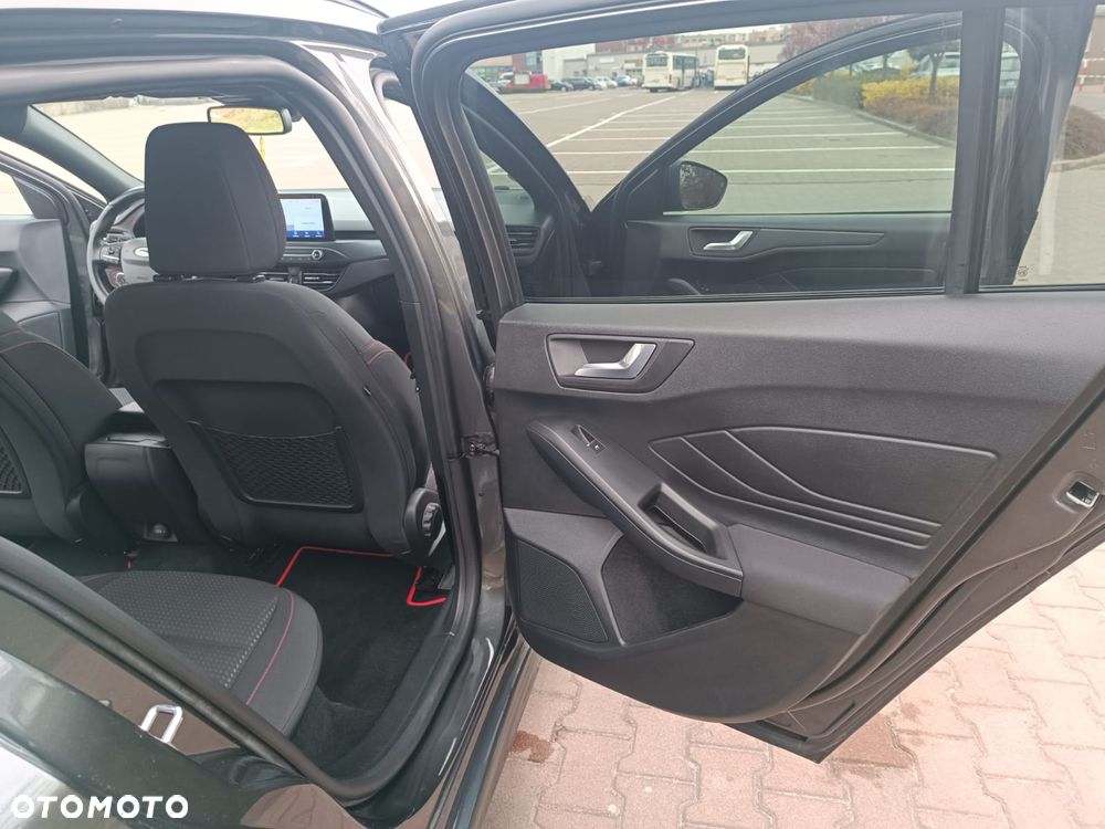 Ford Focus 2.0 EcoBlue ST-Line - 10