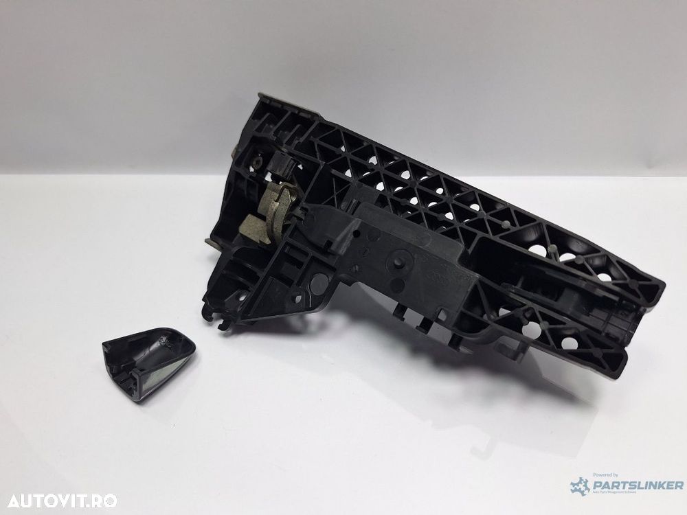Maner cu suport exterior usa LY9B stanga fata AUDI A4 IV Avant 8K5, B8 2007 - 2015 TDI CAGA, CJCA, CMEA, CMFA 8T1837885B - 4
