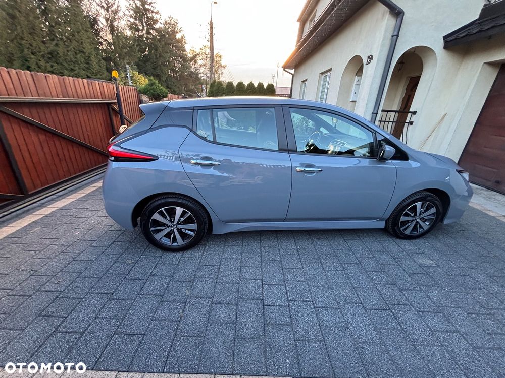 Nissan Leaf 40kWh Acenta - 9