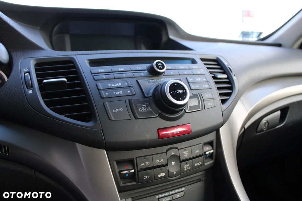 Honda Accord 2.0 Elegance Nav - 18