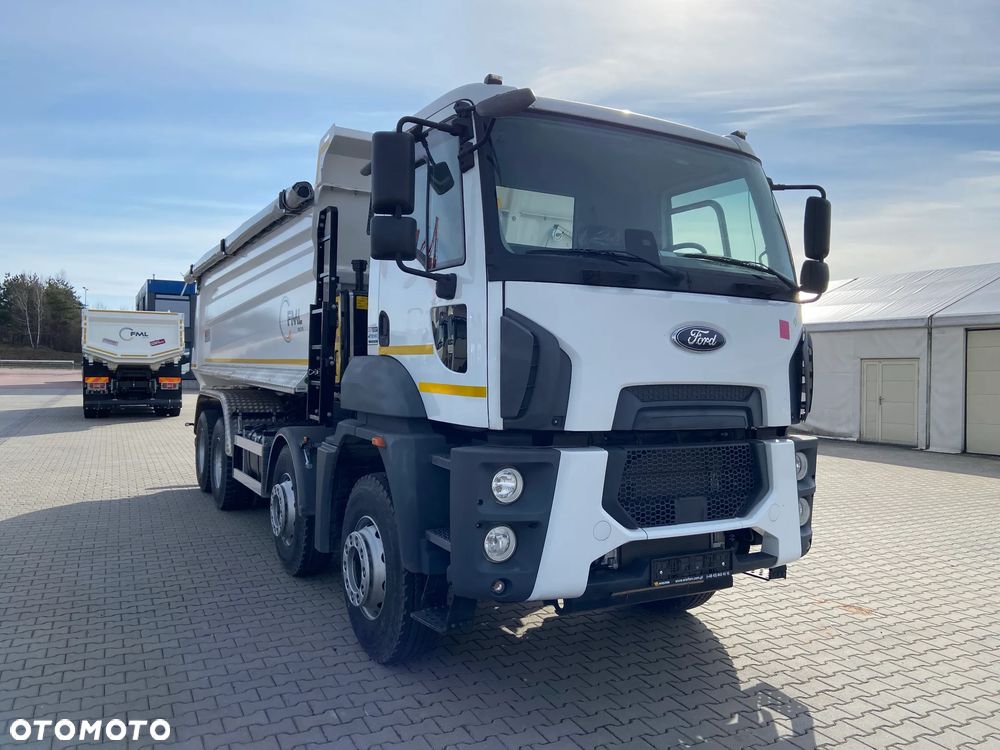Ford P