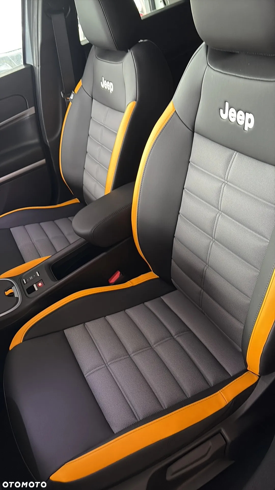 Jeep Avenger 1.2 T3 mHEV The North Face 4xe eDCT6 - 3