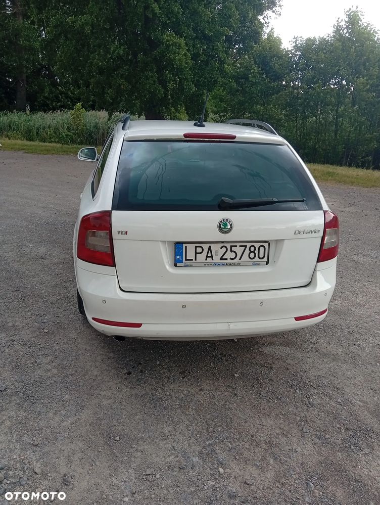 Skoda Octavia 2.0 TDI DPF Ambition DSG - 5