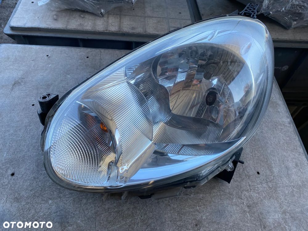 lampa micra k13 lewa eu cała - 1