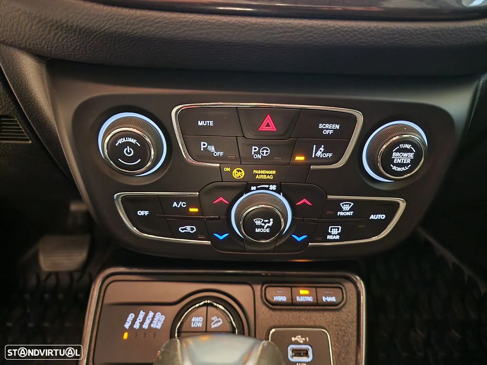 Jeep Compass 1.3 TG Night Eagle - 18