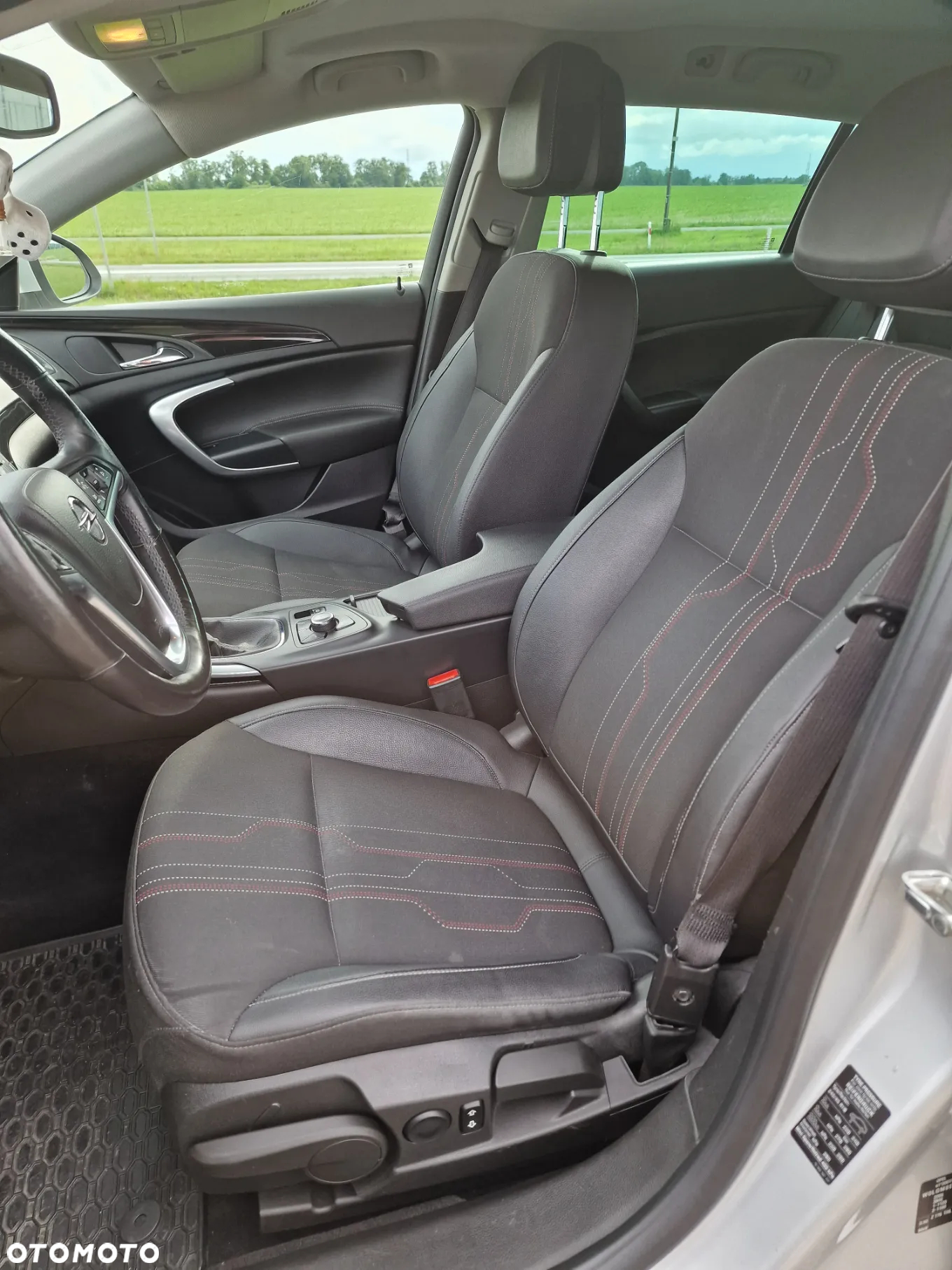 Opel Insignia 2.0 CDTI - 10
