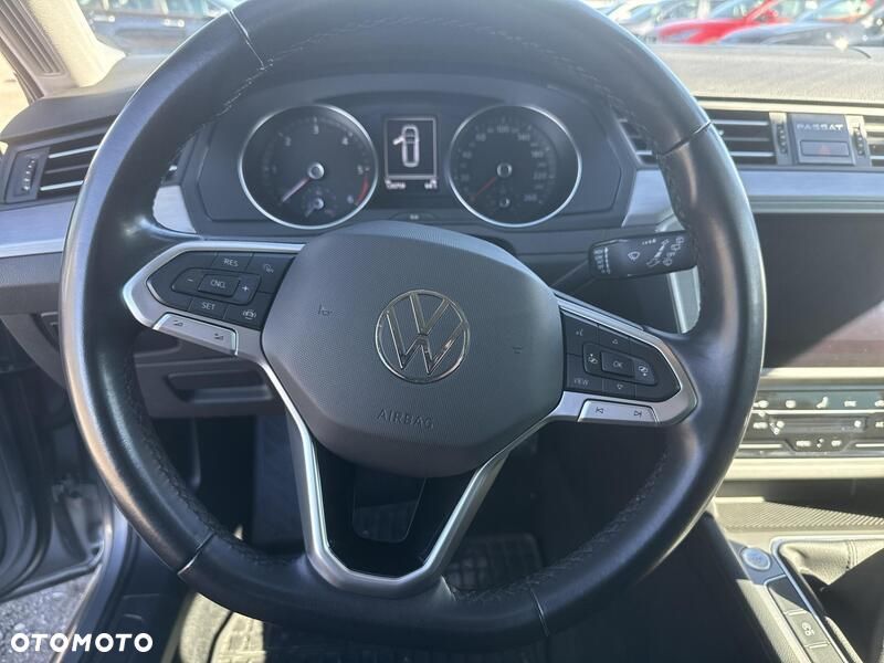 Volkswagen Passat 2.0 TDI EVO Essence - 13