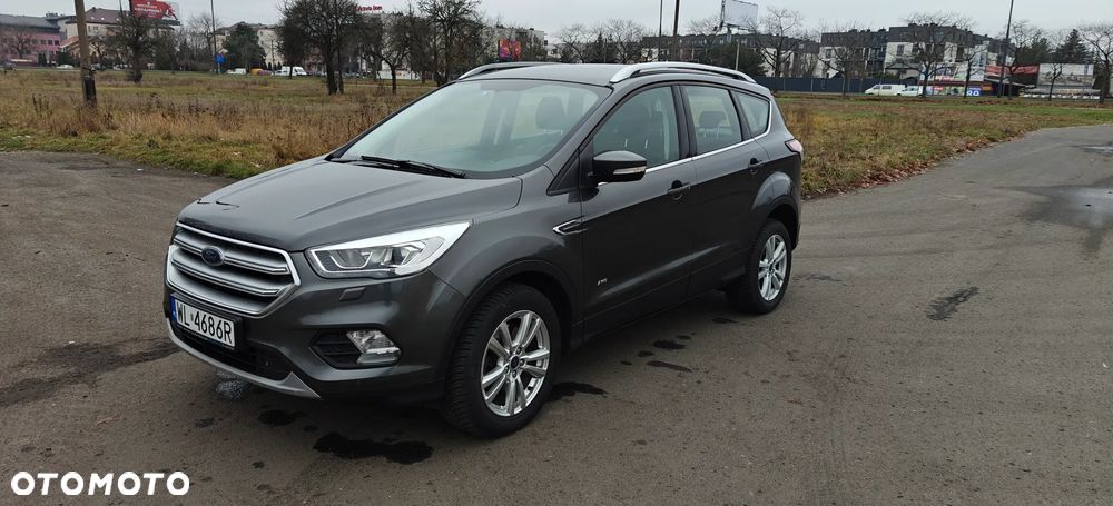Ford Kuga - 1