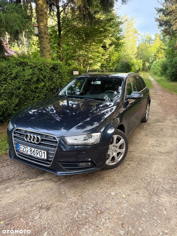 Audi A4 Avant - 1