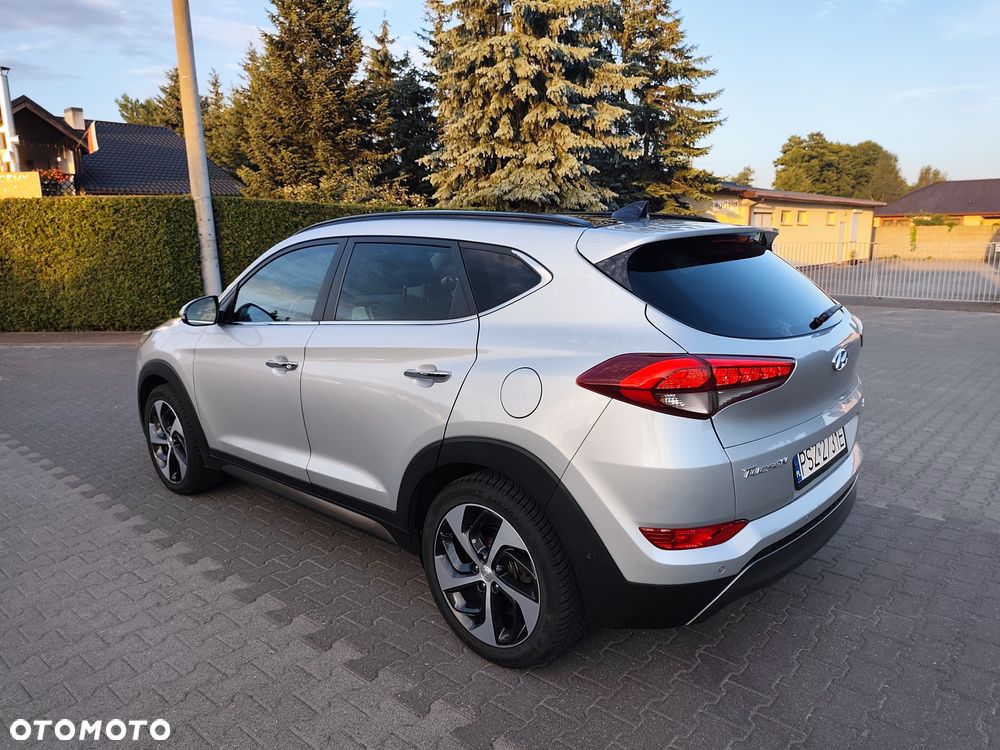 Hyundai Tucson 2.0 CRDi 4WD Automatik Premium - 12