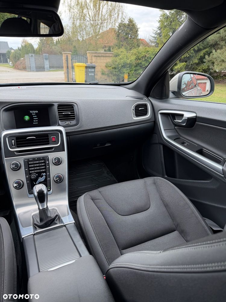 Volvo V60 D4 - 31