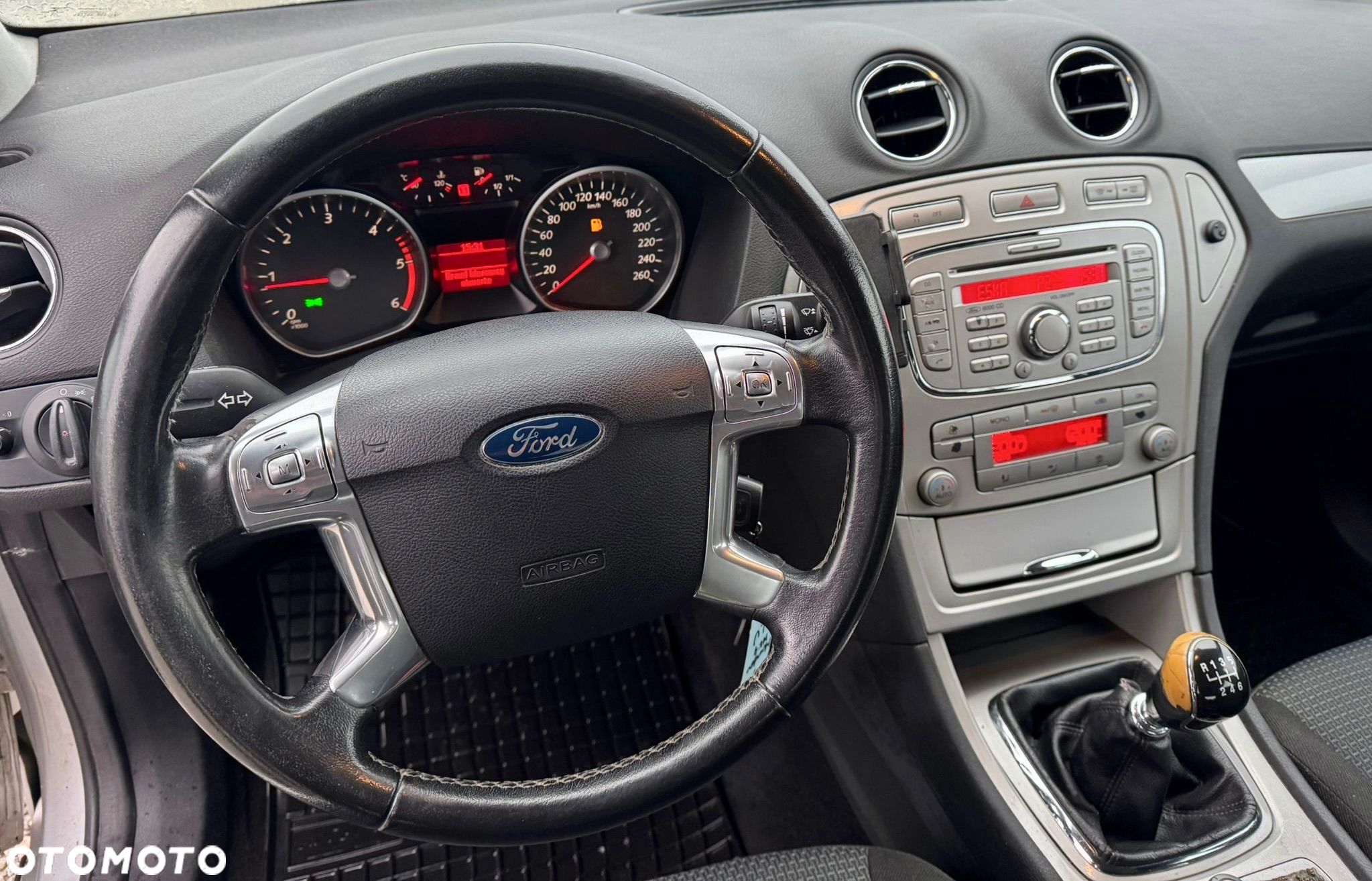 Ford Mondeo 2.0 TDCi Ambiente - 11