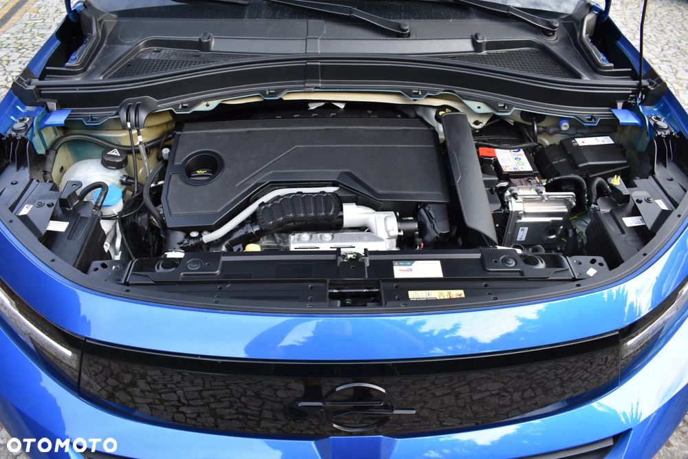 Opel Frontera 1.2 DI Hybrid 48V eDCT ULTIMATE - 40