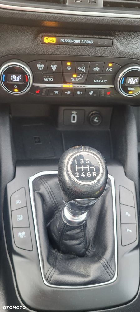 Ford Focus 1.0 EcoBoost Start-Stopp-System TITANIUM STYLE - 18