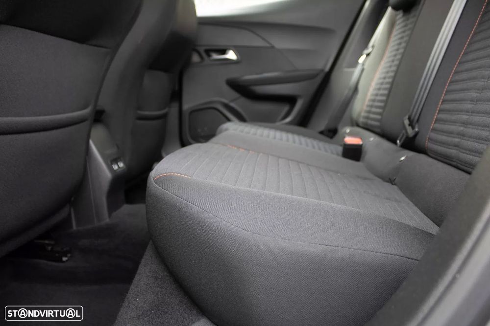 Peugeot e-2008 50 kWh Allure Pack - 18