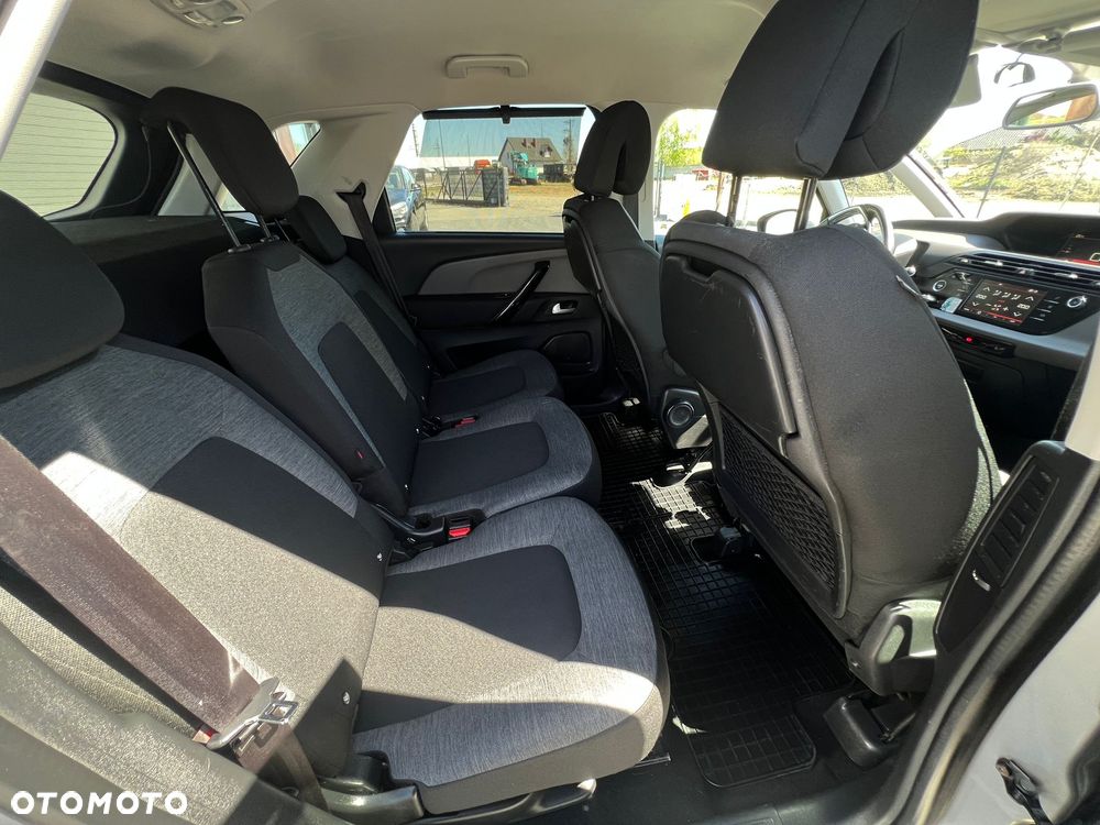 Citroën C4 Picasso 1.2 PureTech Shine S&S - 22