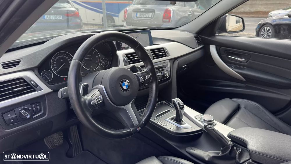 BMW 320 d Touring Advantage Auto - 25